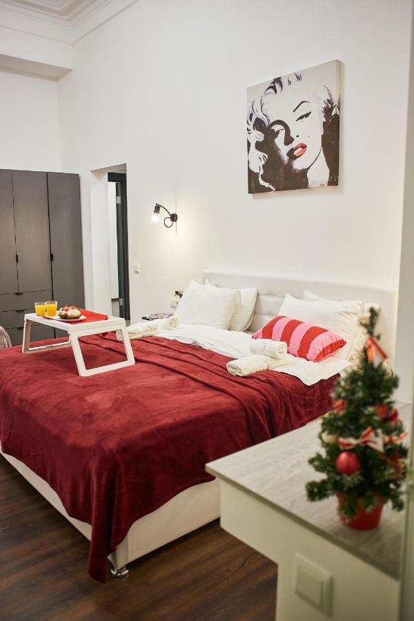 Rv Old City Apartment Velyka Vasylkivska 28,Self Check-In 24Х7 Kiev Esterno foto