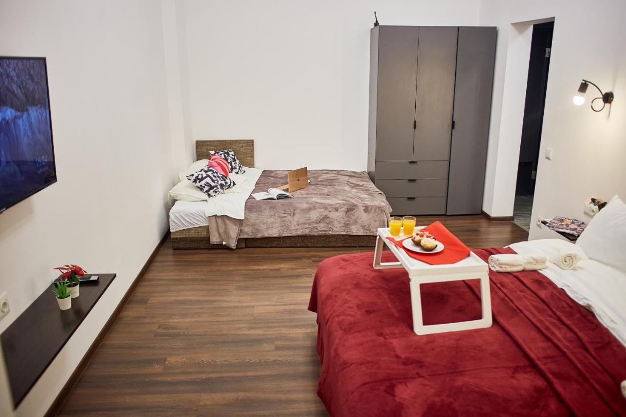 Rv Old City Apartment Velyka Vasylkivska 28,Self Check-In 24Х7 Kiev Esterno foto
