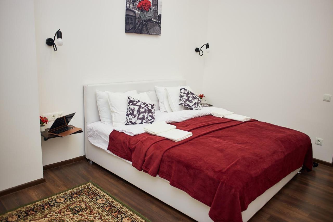Rv Old City Apartment Velyka Vasylkivska 28,Self Check-In 24Х7 Kiev Esterno foto