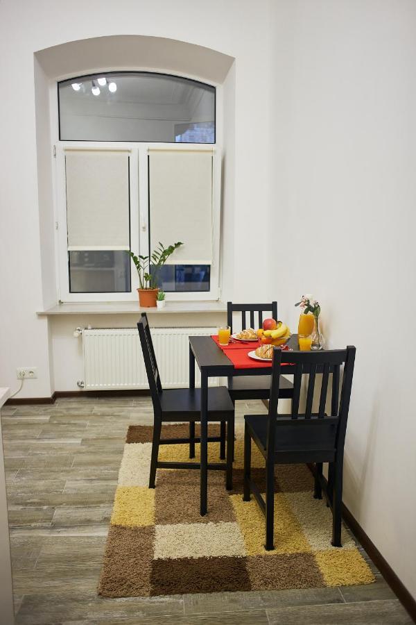 Rv Old City Apartment Velyka Vasylkivska 28,Self Check-In 24Х7 Kiev Esterno foto