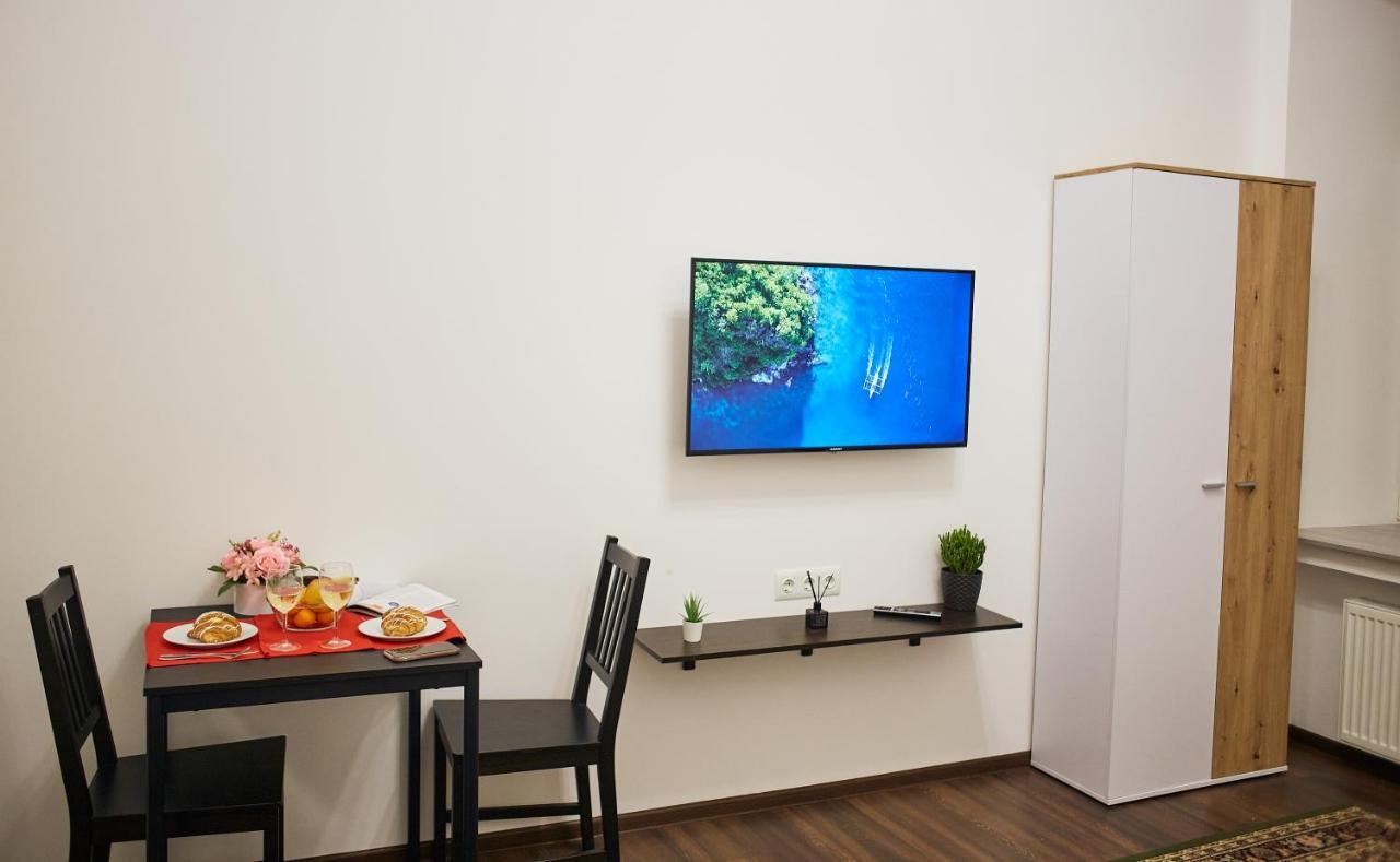 Rv Old City Apartment Velyka Vasylkivska 28,Self Check-In 24Х7 Kiev Esterno foto